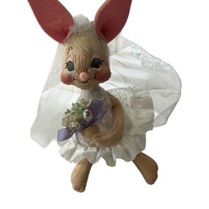 Annalee Mouse Wedding Bride Flowers 1993 Vintage Collectible Wedding veil Bunny